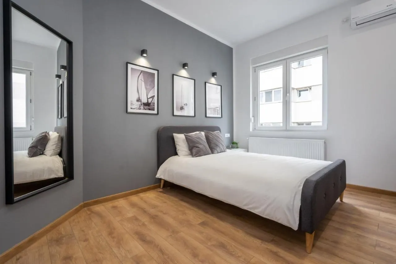 Relax Apartament In Piata Universitatii Bucharest 0*,